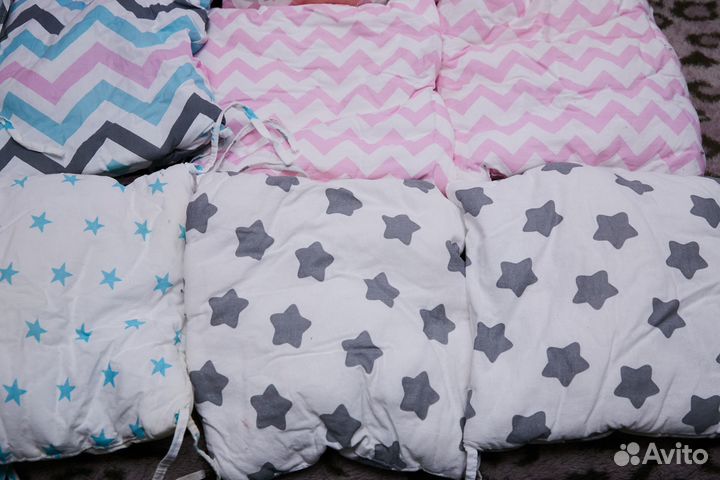 Комплект бортиков в кроватку