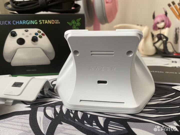 Razer Charging Stand for Xbox, Robot White