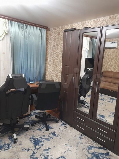 3-к. квартира, 82 м², 1/5 эт.