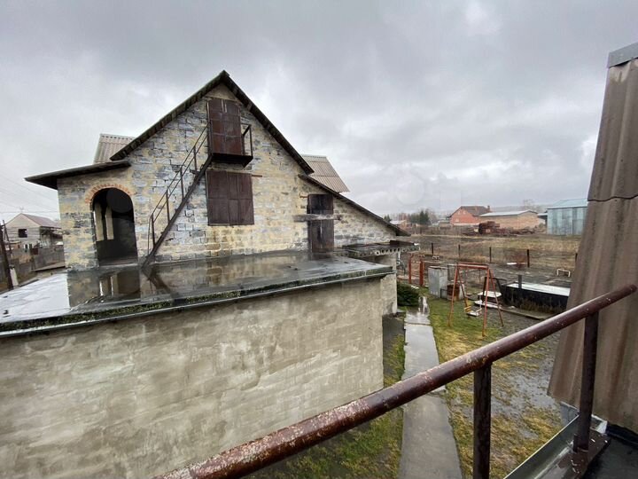 Дом 231,6 м² на участке 18 сот.