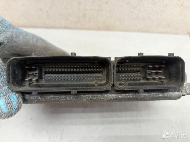 Блок управления двигателем