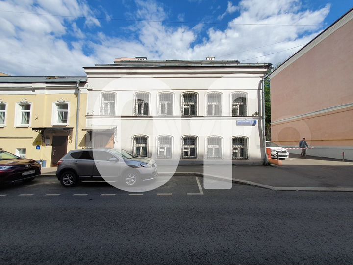 Продам здание, 839 м²