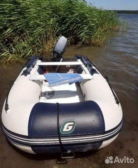 Лодка Гладиатор В330 AL