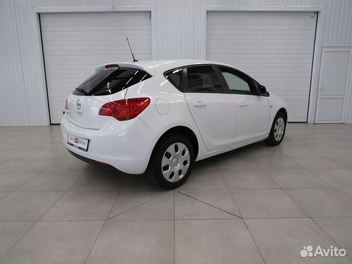 Opel Astra 1.6 AT, 2011, 172 796 км