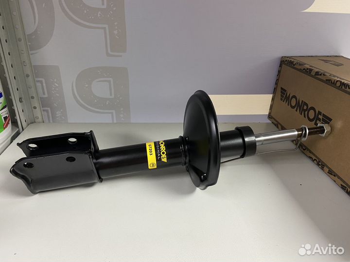 Амортизатор передний Рено Логан, Ларгус