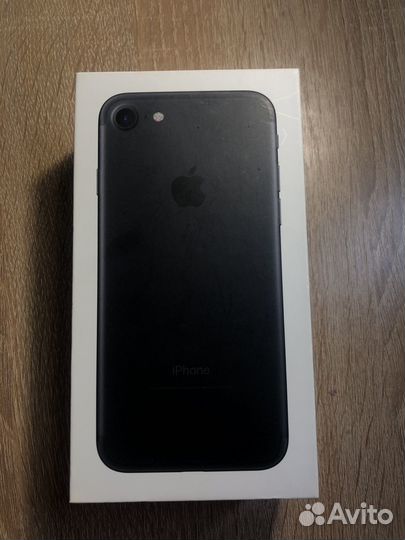 iPhone 7, 32 ГБ