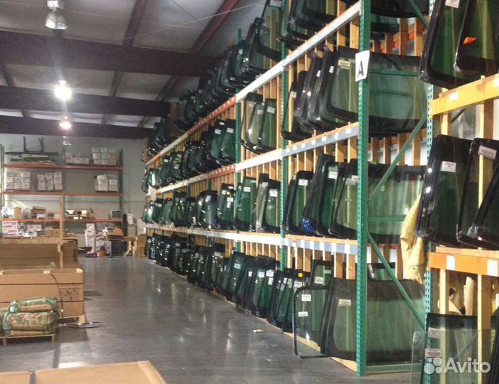 Лобовое стекло Форд фокус 1 в наличие