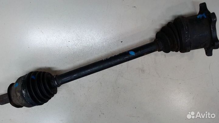 Полуось левая задняя Infiniti QX56, 2006