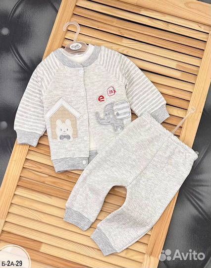 Костюм детский тройка