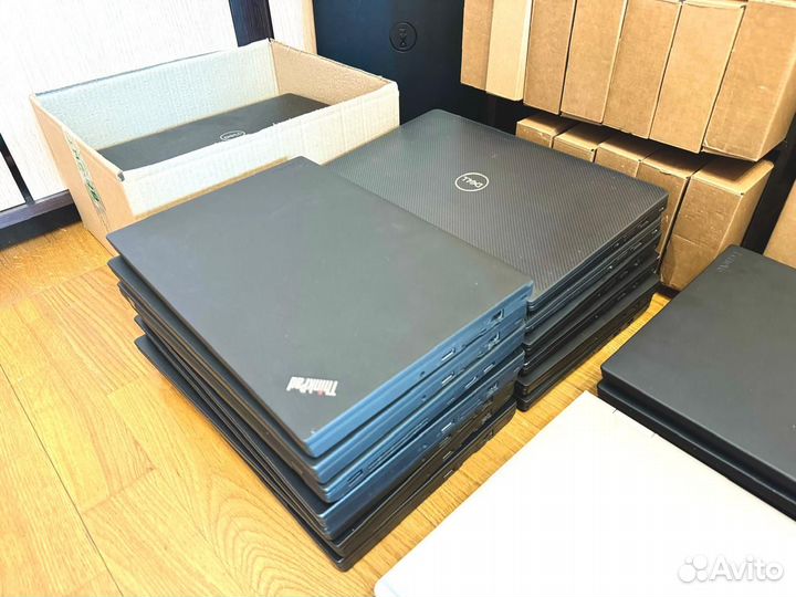 Закрыла офис,остались отличные ноутбуки (гарантия)