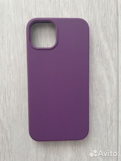 Чехол силиконовый на iPhone 13