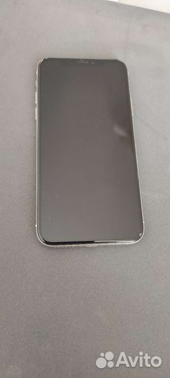 Телефон iPhone 10