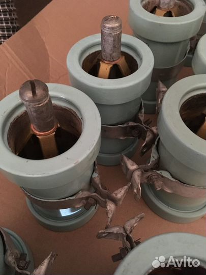 Конденсатор К15У-2Б (К15У-2) 3300пФ 7кВ 90 квар