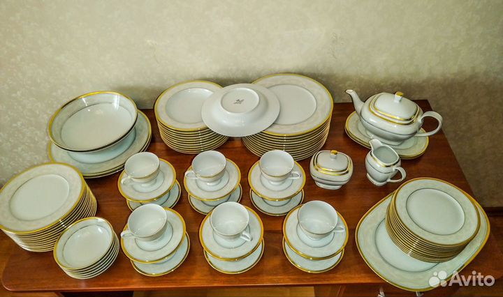 Чайно-столовый сервиз на 12 перс, фарфор, Германия