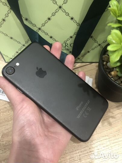 iPhone 7, 32 ГБ