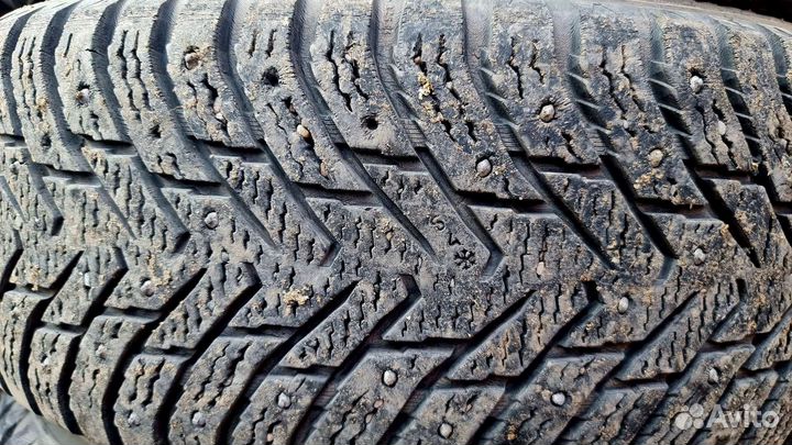 Nokian Tyres Hakkapeliitta 8 SUV 225/65 R17 106T