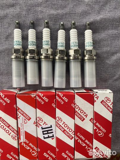 Продам свечи на Toyota