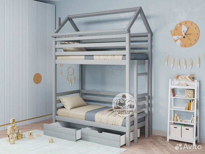 Двухъярусная детская кровать из массива