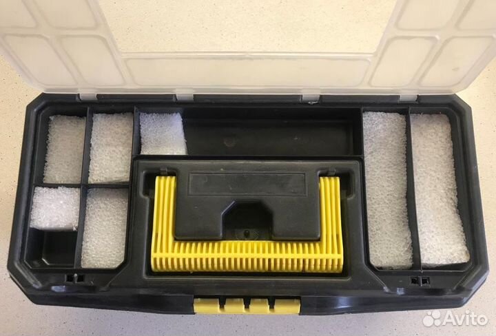 Ящик пластиковый для инструментов или рыбалки