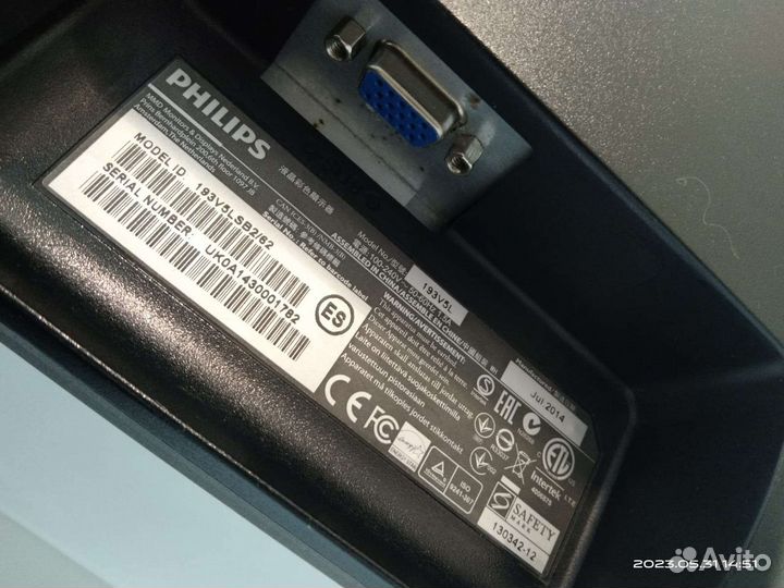 Монитор philips