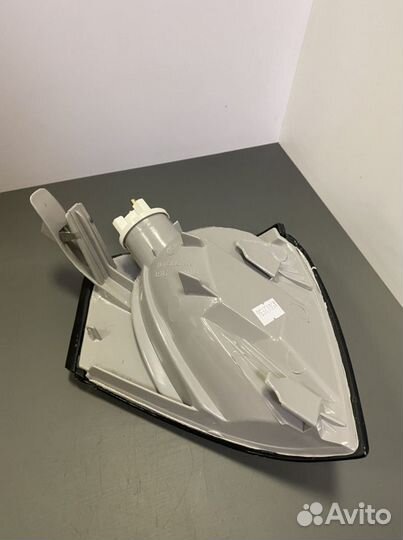 Поворотник Mercedes Benz w202