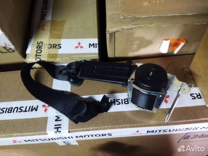 Ремень безопасности передний правый astra H