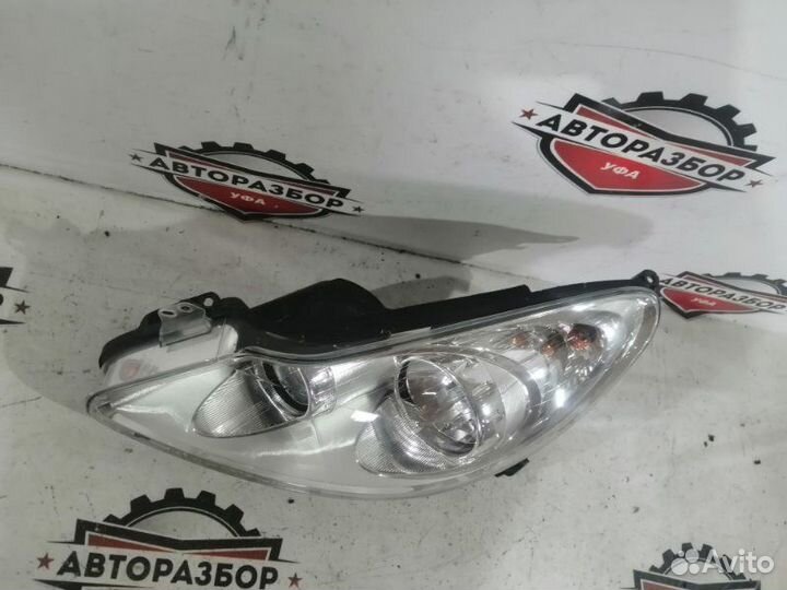 Фара левая Opel Corsa D 07-11