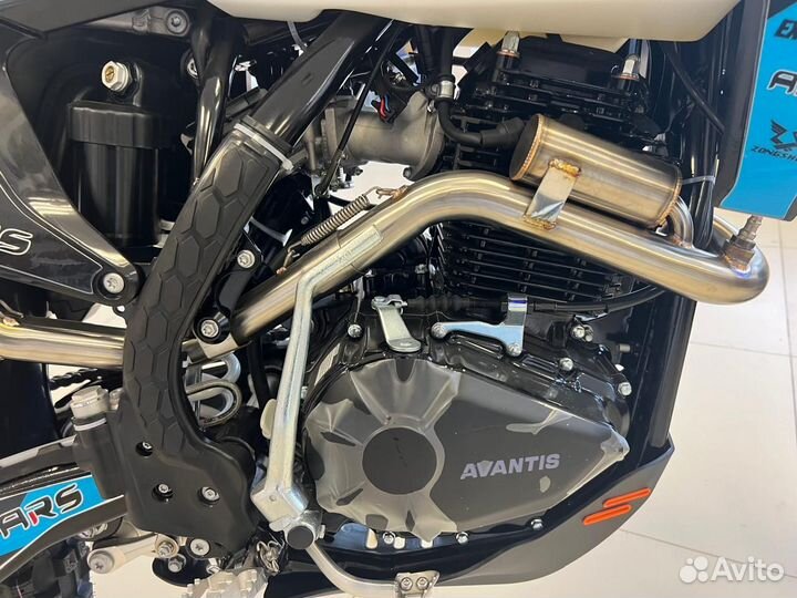 Мотоцикл Avantis Enduro 250 EFI Exclusive (PR300/1