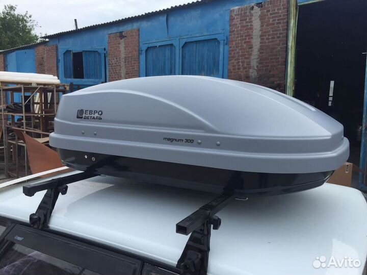 Бокс Евродеталь Магнум 300 серый карбон на крышу