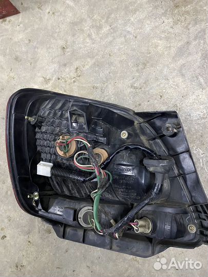 Фонарь toyota aristo 160