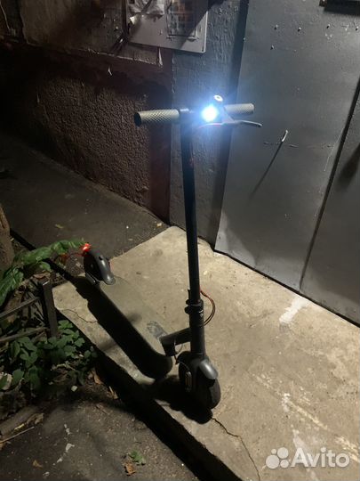 Электросамокат xiaomi m365
