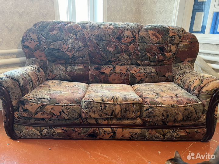 Диван и 2 кресла комплект мягкой мебели