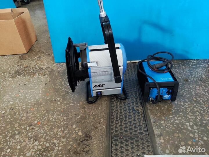 Arri HMI 1200, балласт Arri EB 400/575