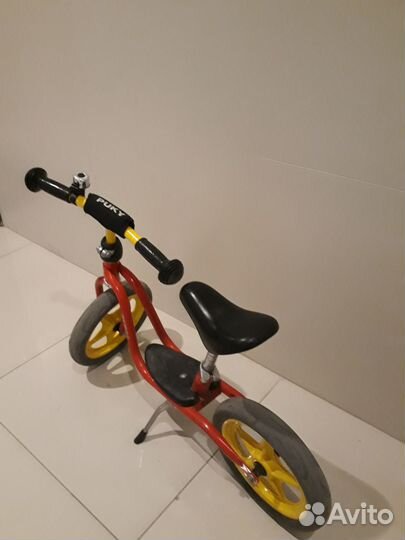 Продам Беговел Puky LR 1 EVA 4021 red красный