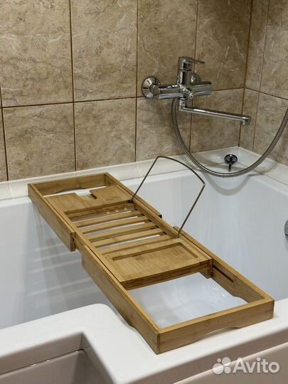 Подставка в ванну под книгу, бокал, телефон