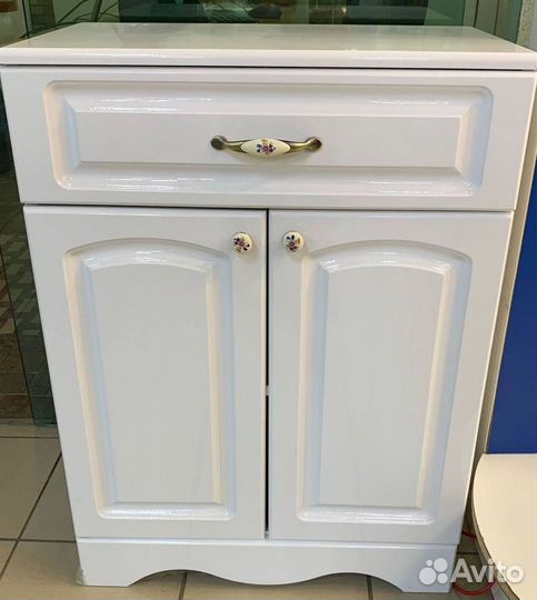 Тумба в ванную