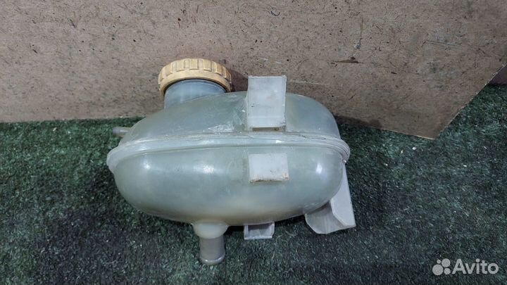 Бачок расширительный Corsa C