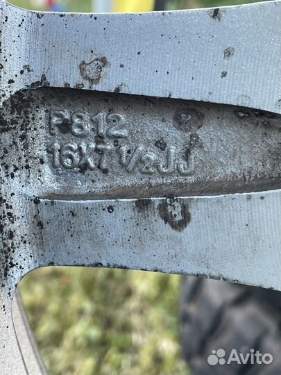 Bfgoodrich Mud-Terrain T/A KM2 265/75 R16