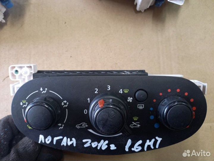 Блок управления климат-контролем Renault Logan 2