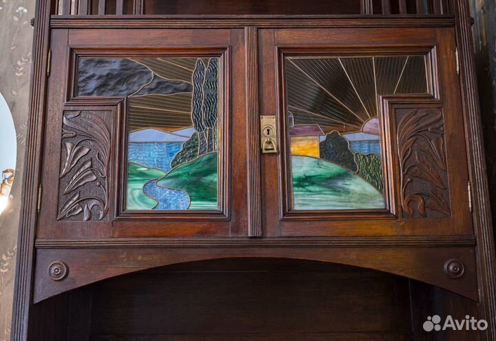 Антикварный буфет в стиле ар нуво