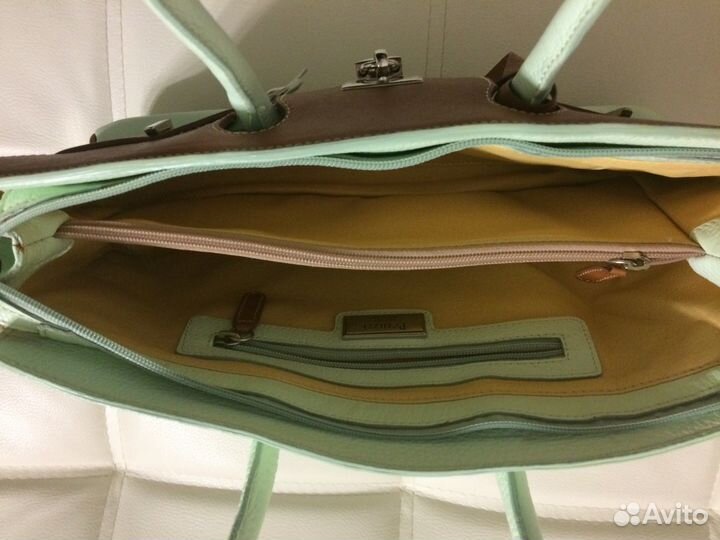 Кожаная сумка 