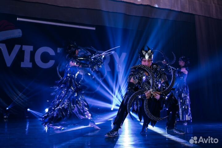 Зеркальное лазерное шоу