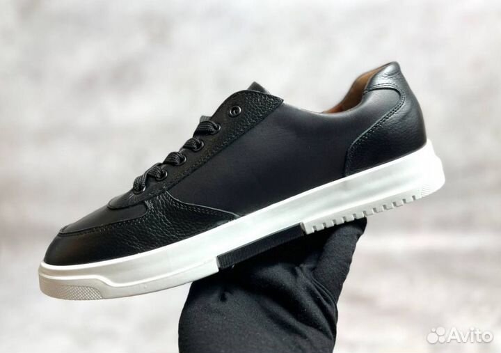 Кроссовки Boss универсальные