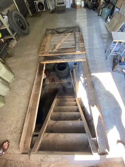 Гараж, > 30 м²