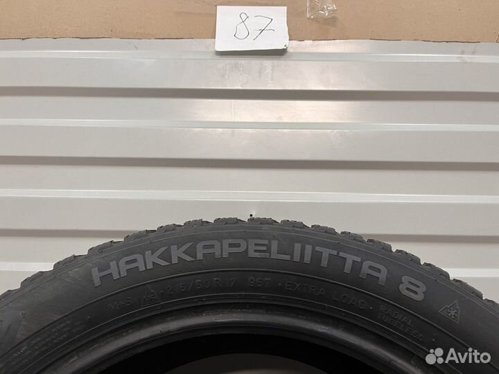 Nokian Tyres Hakkapeliitta 8 215/50 R17 95T