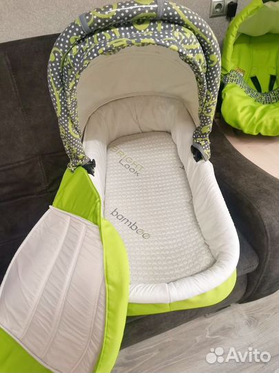 Коляска 3 в 1 с автолюлькой