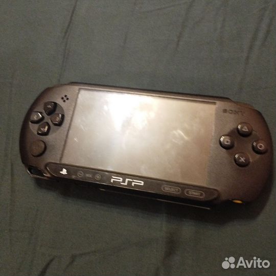 Sony PSP e 1008