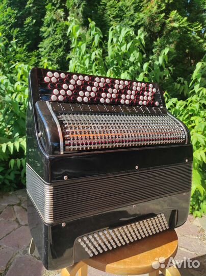 Баян юпитер, цельнопланочный в идеале