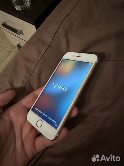 iPhone 6S, 64 ГБ