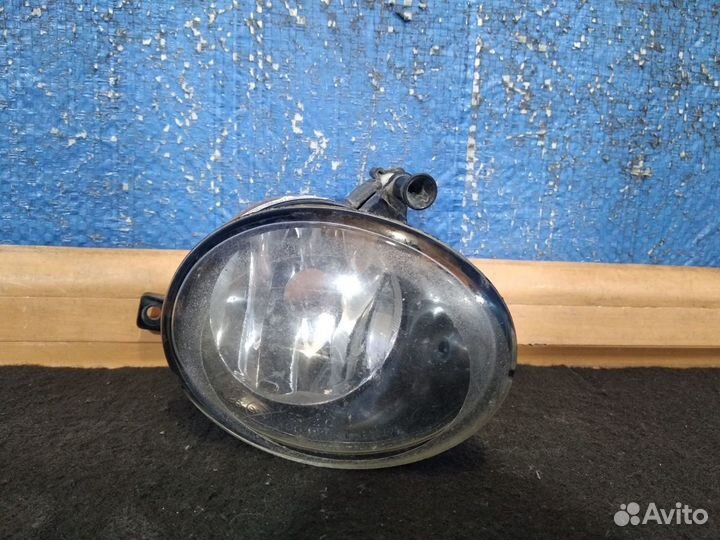 Фара птф Volkswagen Touareg 2 2010-2018